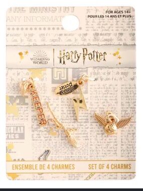 Warner Bros. Gold Tone Harry Potter Quidditch Charm Set - Gold